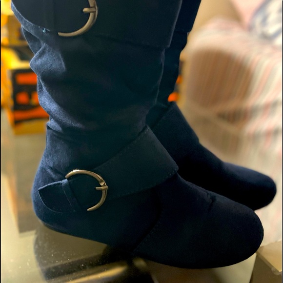 Link “Slouch” Boots (Navy Blue / Suede), Youth Size 3: $20 - Picture 5 of 12